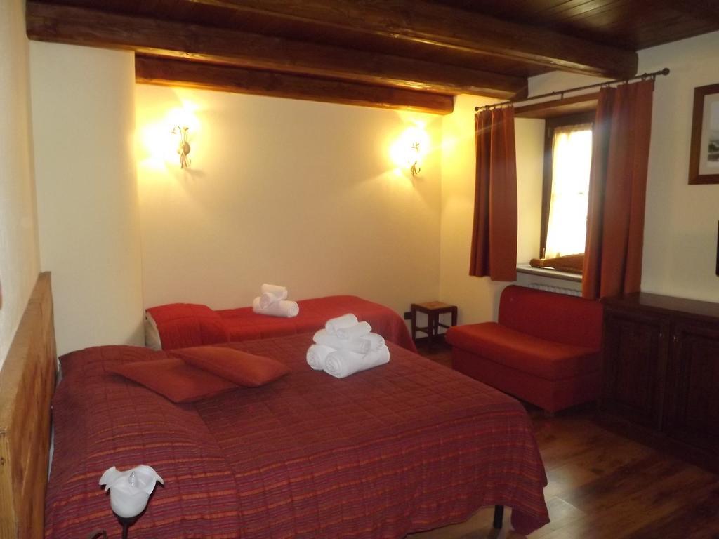 Residence Du Commerce Oulx Rum bild